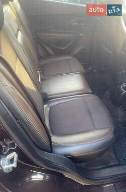 Внедорожник / Кроссовер Chevrolet Trax 2015 в 
