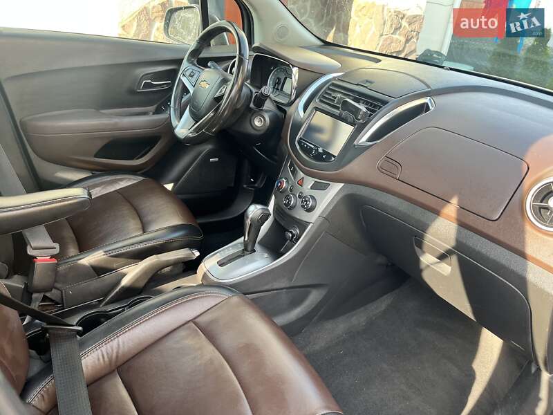 Внедорожник / Кроссовер Chevrolet Trax 2015 в Винниках