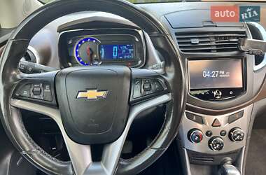 Позашляховик / Кросовер Chevrolet Trax 2015 в 