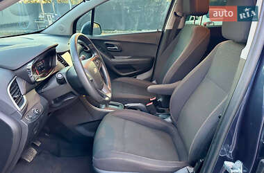 Внедорожник / Кроссовер Chevrolet Trax 2017 в 