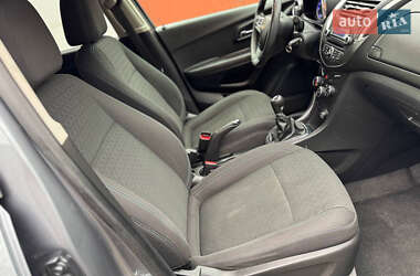 Внедорожник / Кроссовер Chevrolet Trax 2014 в 