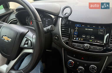 Позашляховик / Кросовер Chevrolet Trax 2019 в 