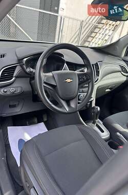 Внедорожник / Кроссовер Chevrolet Trax 2019 в 