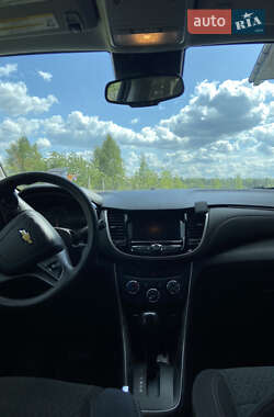 Внедорожник / Кроссовер Chevrolet Trax 2019 в 
