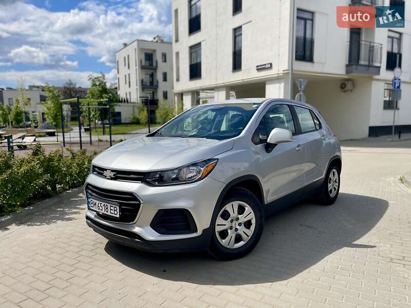 Внедорожник / Кроссовер Chevrolet Trax 2017 в 