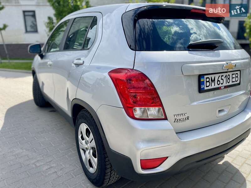 Позашляховик / Кросовер Chevrolet Trax 2017 в Львові