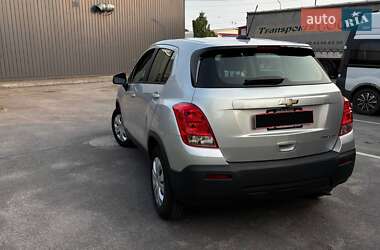 Внедорожник / Кроссовер Chevrolet Trax 2016 в 