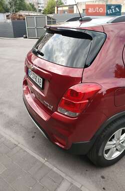 Позашляховик / Кросовер Chevrolet Trax 2018 в 