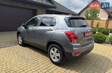Позашляховик / Кросовер Chevrolet Trax 2020 в 