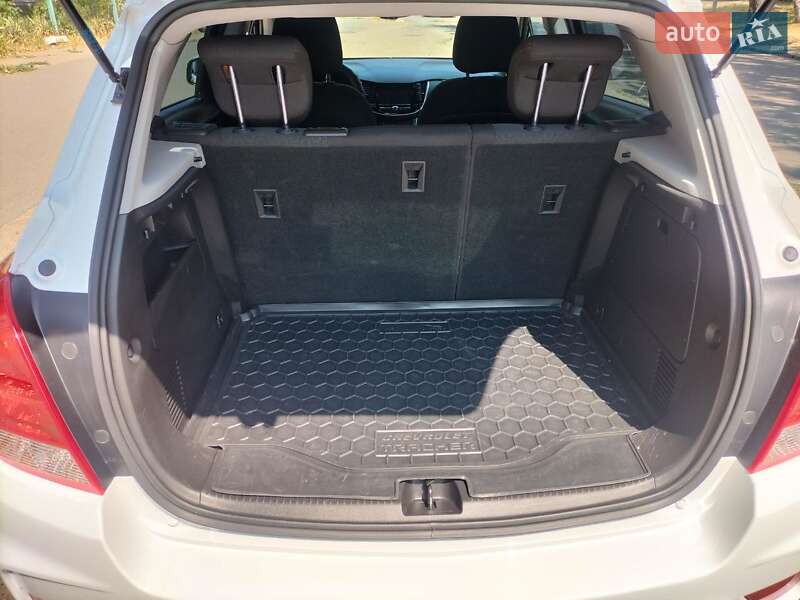 Внедорожник / Кроссовер Chevrolet Trax 2017 в Одессе