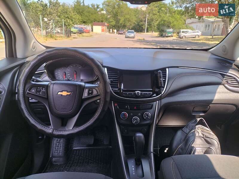 Внедорожник / Кроссовер Chevrolet Trax 2017 в Одессе