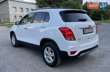 Внедорожник / Кроссовер Chevrolet Trax 2017 в 