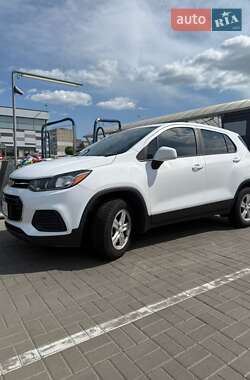 Внедорожник / Кроссовер Chevrolet Trax 2018 в 