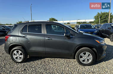 Внедорожник / Кроссовер Chevrolet Trax 2018 в 