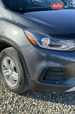 Внедорожник / Кроссовер Chevrolet Trax 2018 в 