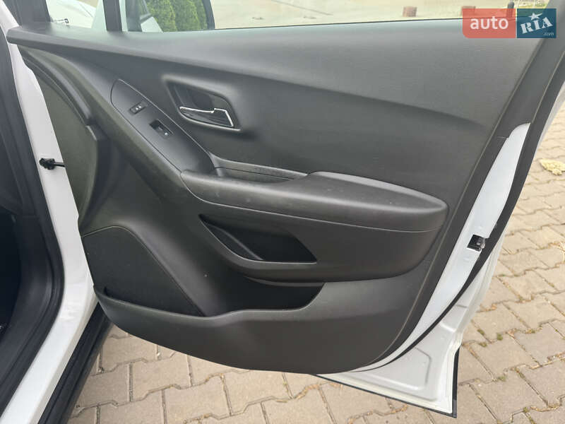 Внедорожник / Кроссовер Chevrolet Trax 2019 в Николаеве