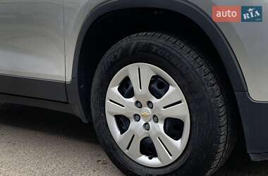 Внедорожник / Кроссовер Chevrolet Trax 2015 в 