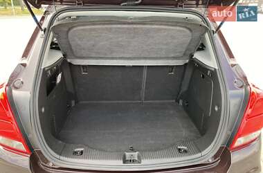 Внедорожник / Кроссовер Chevrolet Trax 2022 в 