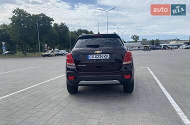 Внедорожник / Кроссовер Chevrolet Trax 2022 в 