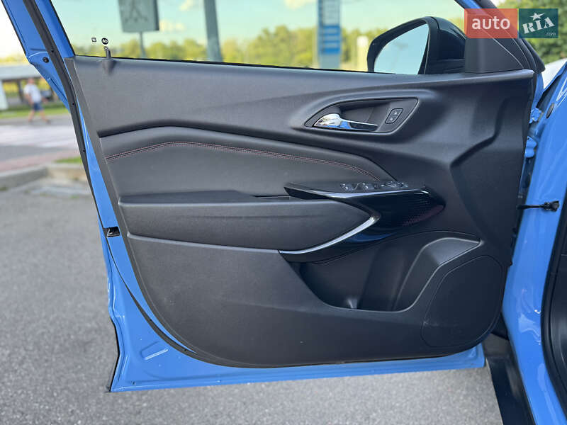 Внедорожник / Кроссовер Chevrolet Trax 2023 в Киеве фото 12 Внедорожник / Кроссовер Chevrolet Trax 2023 в Киеве