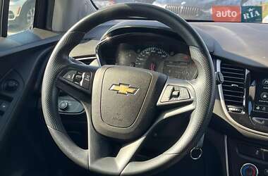 Позашляховик / Кросовер Chevrolet Trax 2018 в 