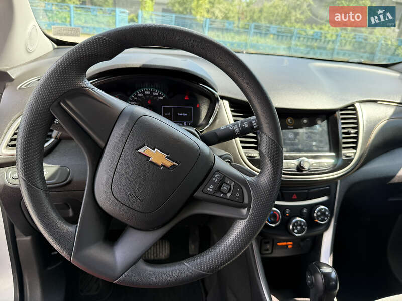 Внедорожник / Кроссовер Chevrolet Trax 2019 в Ровно
