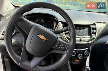 Внедорожник / Кроссовер Chevrolet Trax 2019 в 
