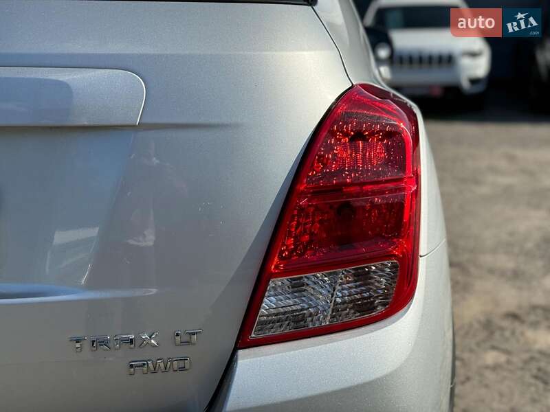 Внедорожник / Кроссовер Chevrolet Trax 2016 в Виннице