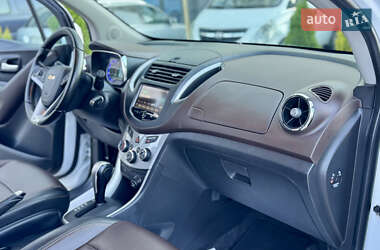 Внедорожник / Кроссовер Chevrolet Trax 2013 в 