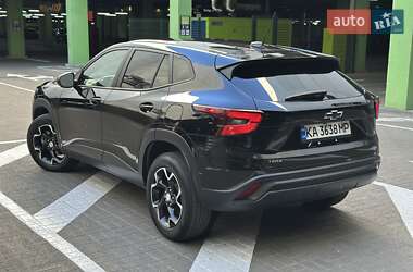 Внедорожник / Кроссовер Chevrolet Trax 2023 в 