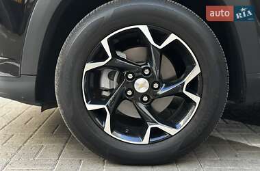 Внедорожник / Кроссовер Chevrolet Trax 2023 в 