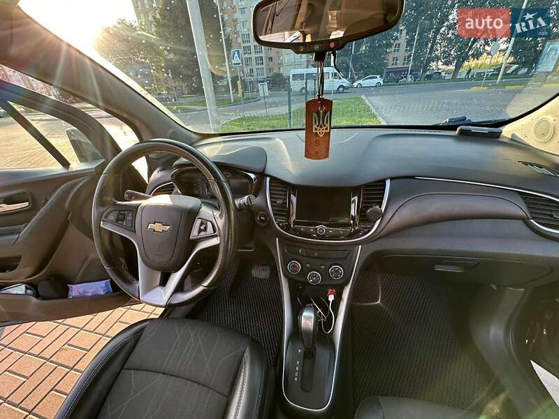 Внедорожник / Кроссовер Chevrolet Trax 2018 в Киеве