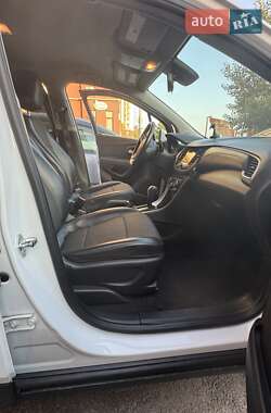 Внедорожник / Кроссовер Chevrolet Trax 2018 в 