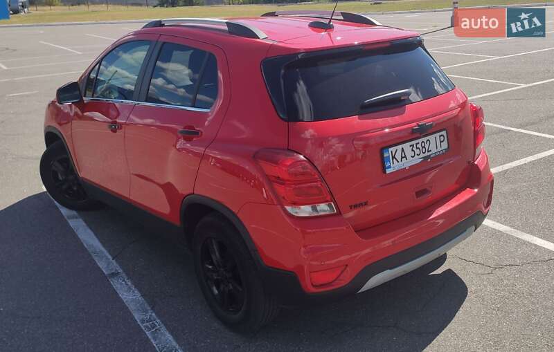 Внедорожник / Кроссовер Chevrolet Trax 2020 в Киеве