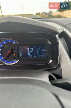 Внедорожник / Кроссовер Chevrolet Trax 2016 в 