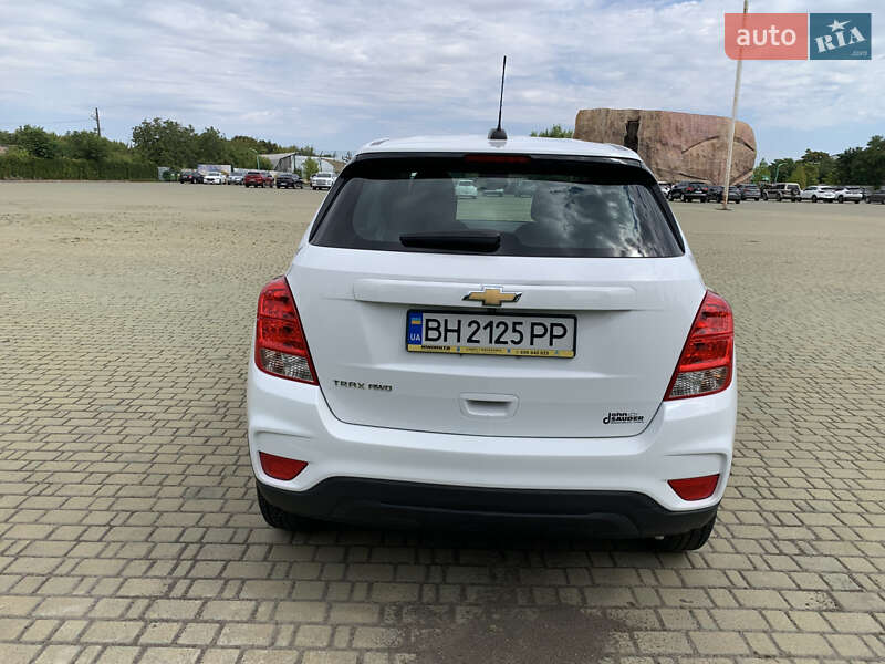 Внедорожник / Кроссовер Chevrolet Trax 2017 в Одессе