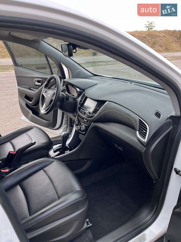 Внедорожник / Кроссовер Chevrolet Trax 2017 в Одессе фото 8 Внедорожник / Кроссовер Chevrolet Trax 2017 в Одессе