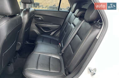 Внедорожник / Кроссовер Chevrolet Trax 2017 в 