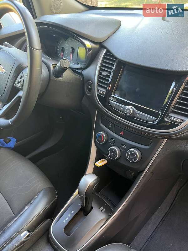 Внедорожник / Кроссовер Chevrolet Trax 2017 в Ладыжине
