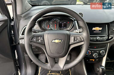 Позашляховик / Кросовер Chevrolet Trax 2020 в  фото 27 Позашляховик / Кросовер Chevrolet Trax 2020 в