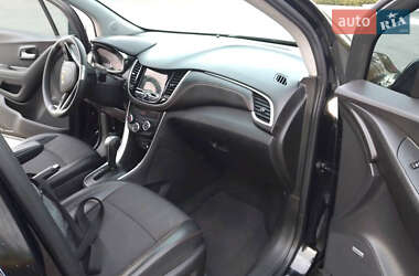 Внедорожник / Кроссовер Chevrolet Trax 2018 в 