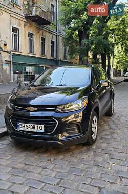 Внедорожник / Кроссовер Chevrolet Trax 2017 в 