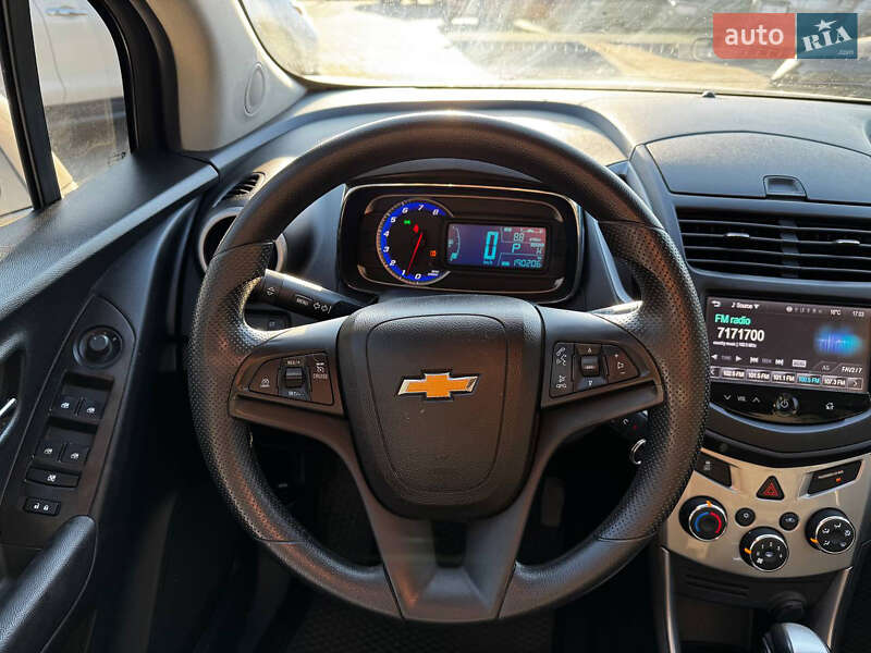 Внедорожник / Кроссовер Chevrolet Trax 2016 в Днепре