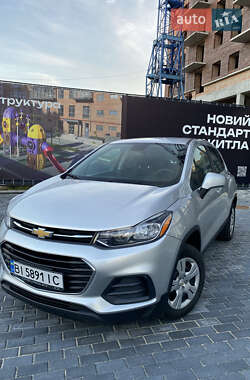Внедорожник / Кроссовер Chevrolet Trax 2017 в Полтаве