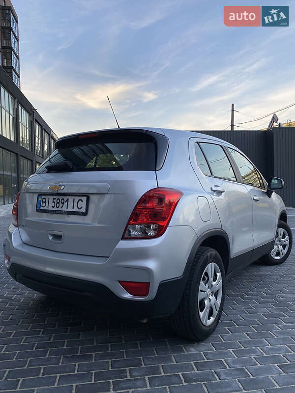 Внедорожник / Кроссовер Chevrolet Trax 2017 в Полтаве