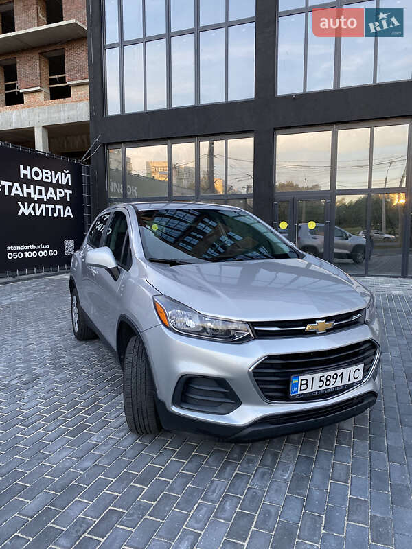 Внедорожник / Кроссовер Chevrolet Trax 2017 в Полтаве