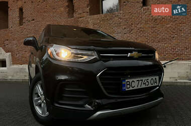 Внедорожник / Кроссовер Chevrolet Trax 2017 в 