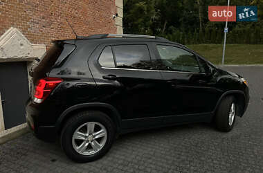 Внедорожник / Кроссовер Chevrolet Trax 2017 в 