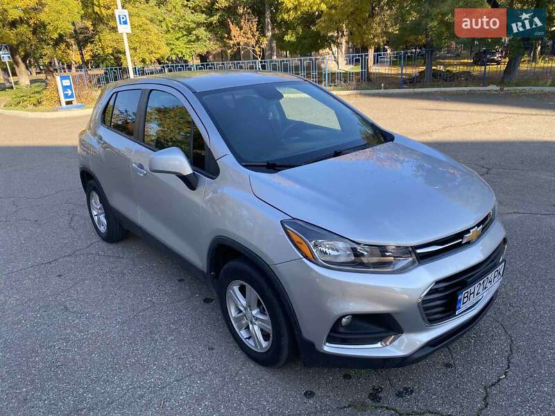 Внедорожник / Кроссовер Chevrolet Trax 2018 в Николаеве