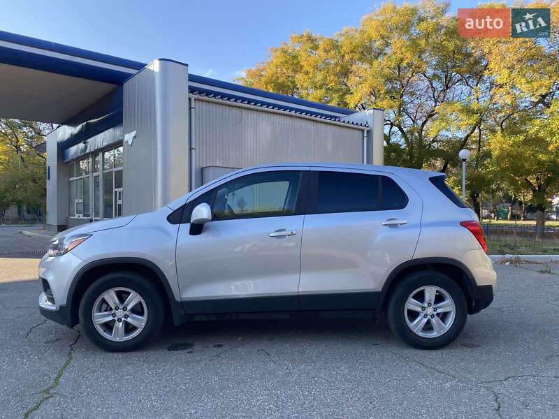 Внедорожник / Кроссовер Chevrolet Trax 2018 в Николаеве